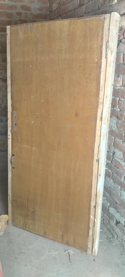 door woor 6 length and 2.5 ft wirth