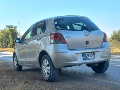 Toyota vitz 1.3