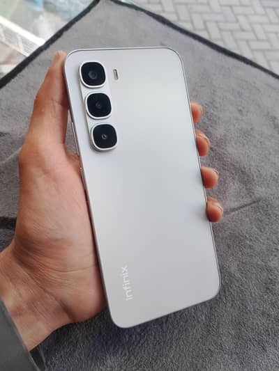 Infinix Hot 60 Pro