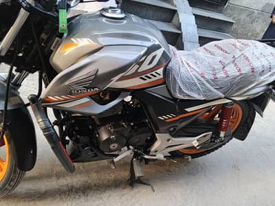 23/24 Honda cb150 10by10 condition all ok