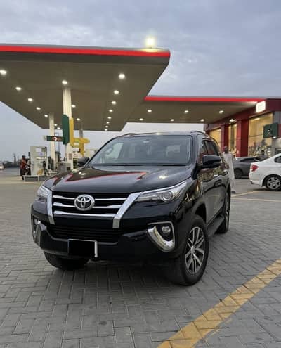 Toyota Fortuner 2018 V-2.7 Upgraded Version