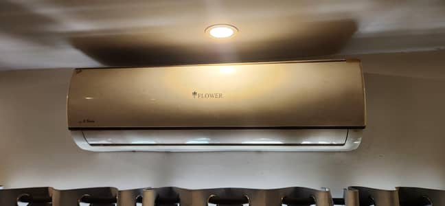 Flower 2 Ton DC Inverter AC
