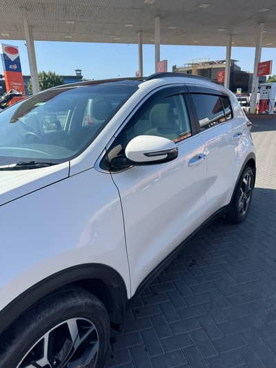 KIA SPORTAGE FWD
