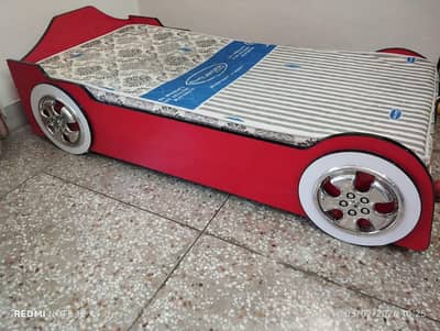 Car shaped Kids Bed