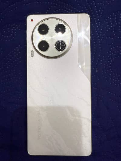 TECNO CAMON 30 8/256GB - 45000RS