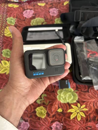 GoPro Hero 10 – Full Accessories Box | Condition 10/10