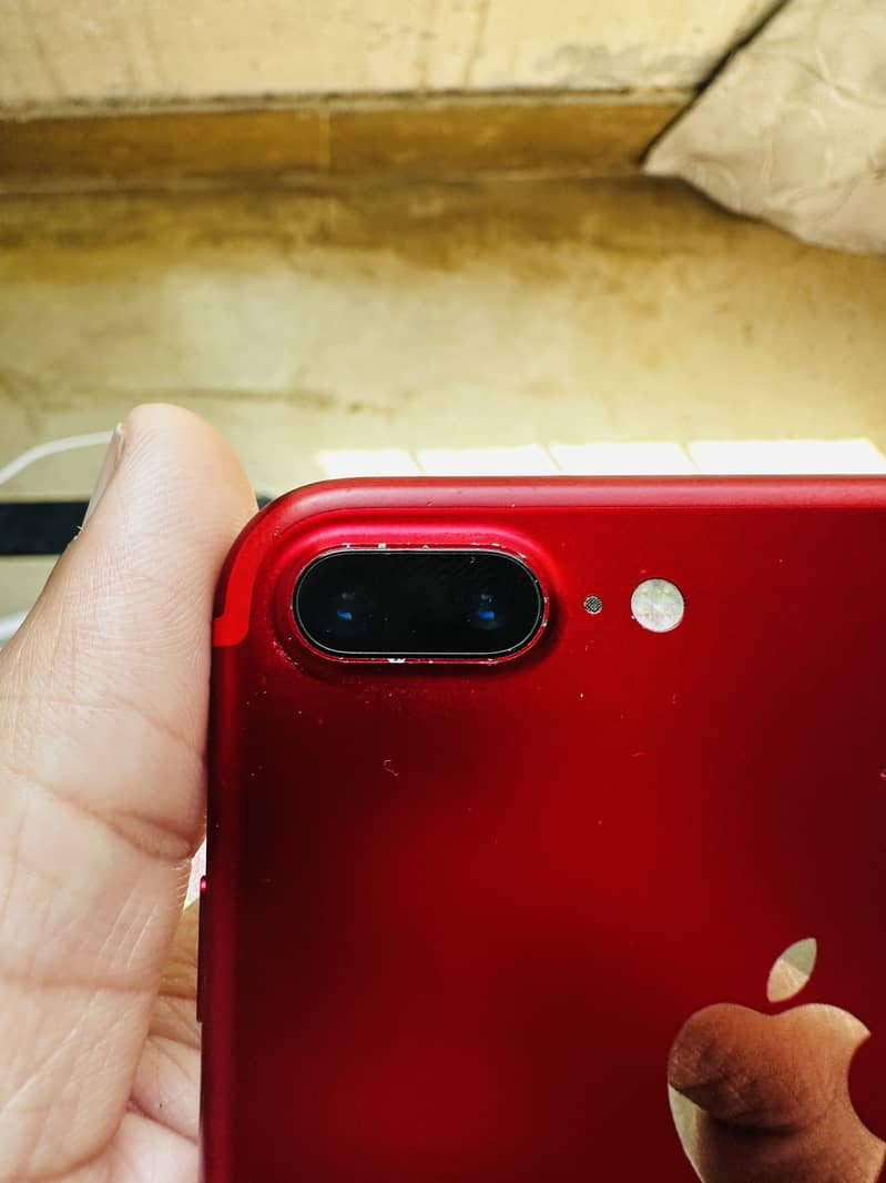 iPhone 7 Plus red 5