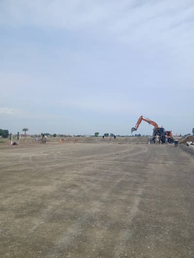 5.33 Marla Commercial Shop Plot Prime Location in Etihad Town