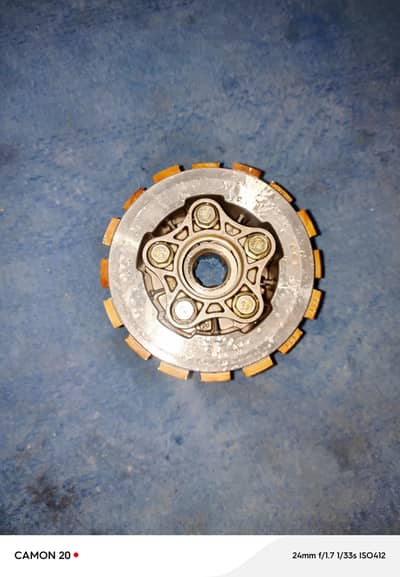 Honda 125 clutch box complete. . .