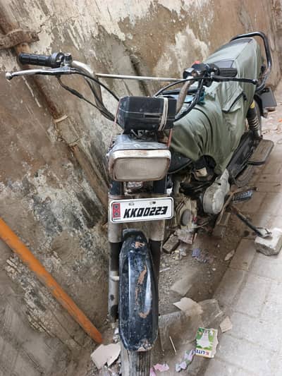 Unique 70cc bike 03032200799