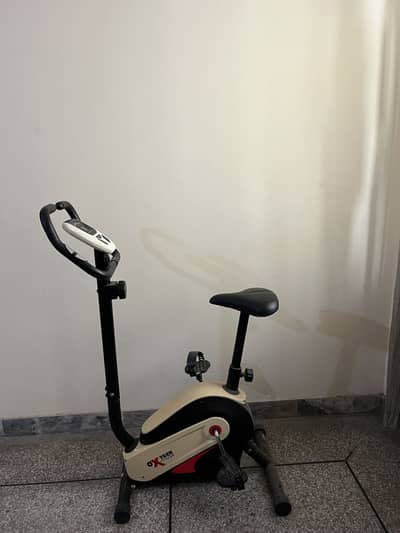 Cycle( Stationary Exercise bike)
