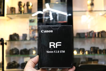 Canon RF 16mm F2.8 STM Lens