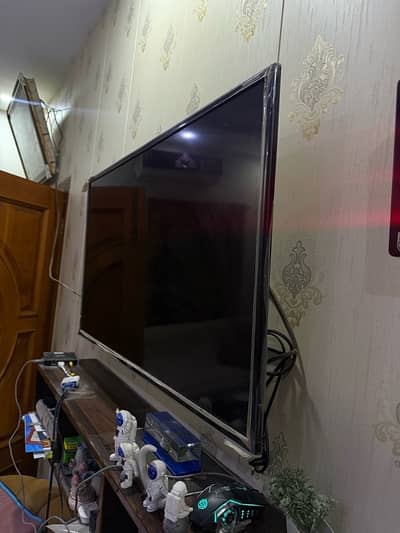 TCL 40 Inches Smart Android Led very less used