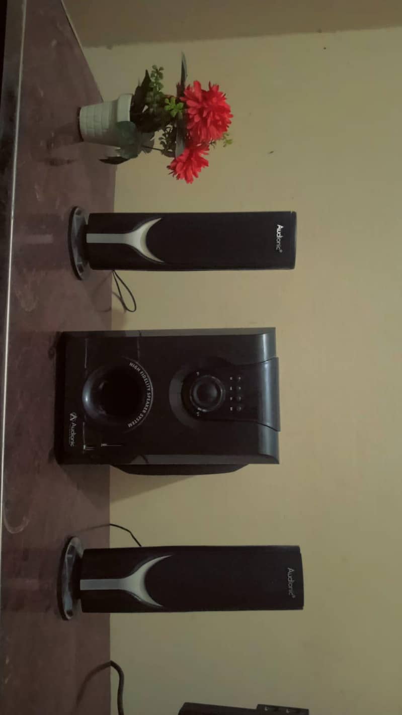 Audionic AD7000 plus 1