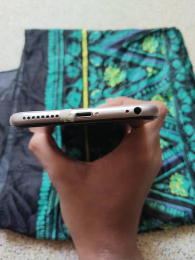 iphone 6 plus for sell only 10000RS storage 64GB and it's non pta