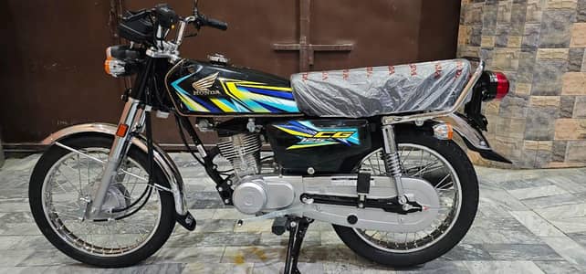 Honda cg125 0/3/3/5/4/7/2/0/9/9/0
