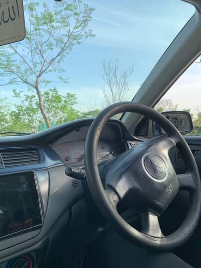 I am selling lancer car blue color