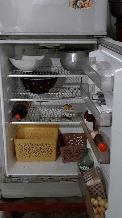 dawlance fridge used condition samnabad
