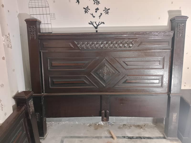 king size solid bed, side table & dressing for sale 0