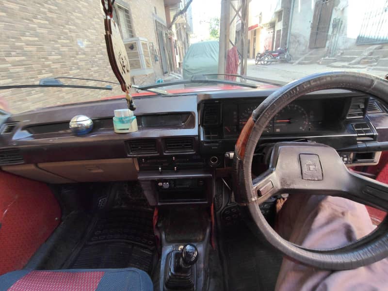 Corolla 86 model 6