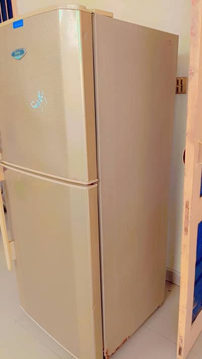 Full size Haier double door fridge is for sale