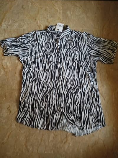 Zara Shirt 100% Cotton – Clean Fit – Like New