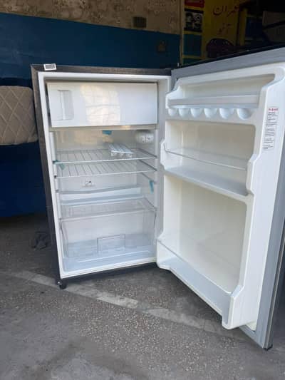 Dawlance refrigerator