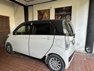Honda N wgn ( white colour ) 2015