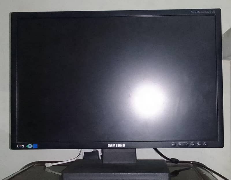 computer screen and lcd 0