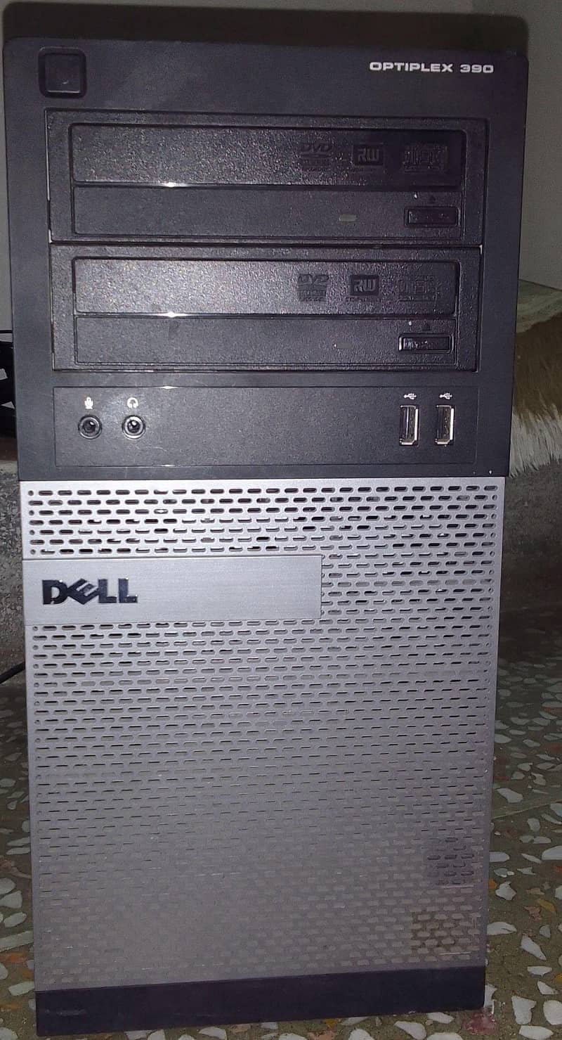 computer screen and lcd 1