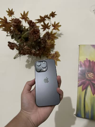 iPhone 14 Pro Battery Health 98%