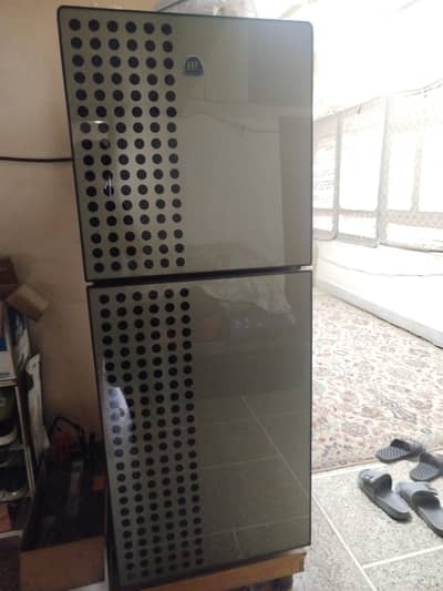 HP (Hi-Power) Solar Fridge Package