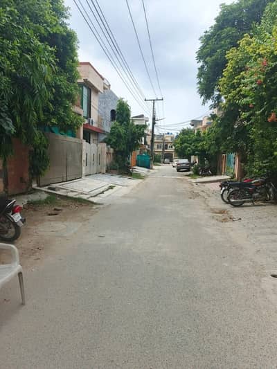 Prominently-Located Residential Plot Available In Johar Town Phase 2 - Block R3 For Sale