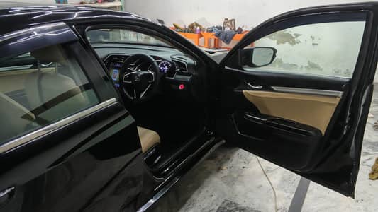 2018 UG Red Meter Top Condition|Tesla Panel &Ambient Lights