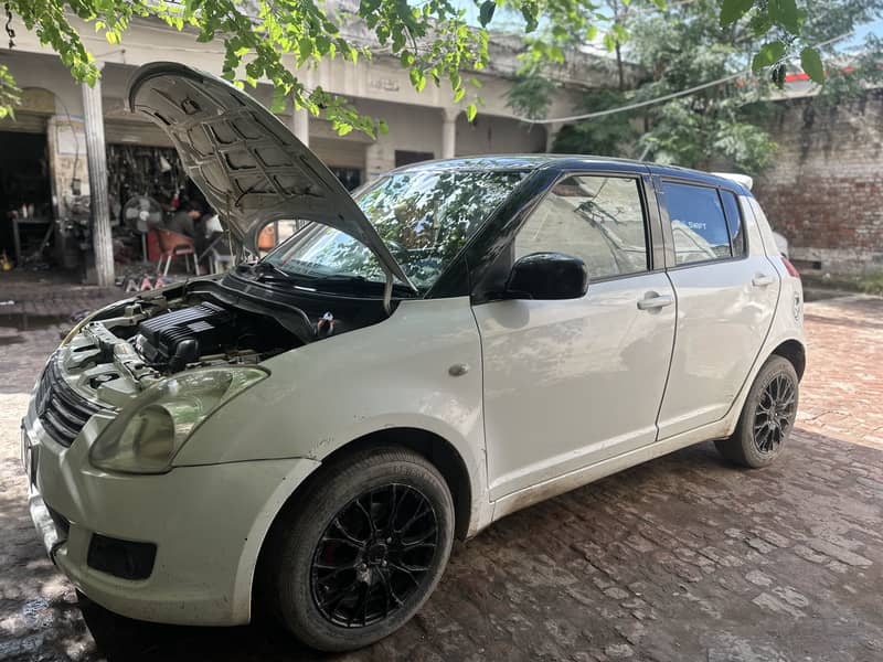 Swift 2012 automatic 5