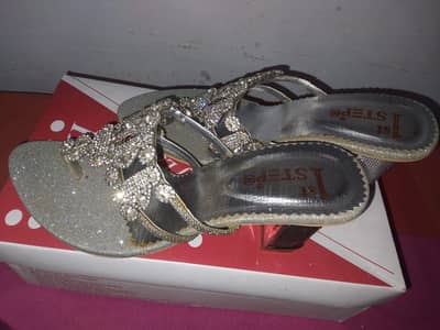 Dulhan sandals