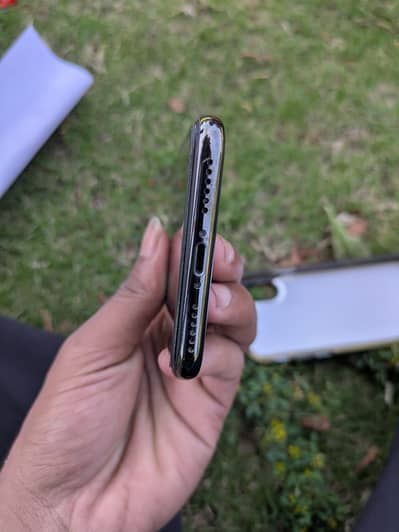 Battery health 79 RAM 64 GB  color black