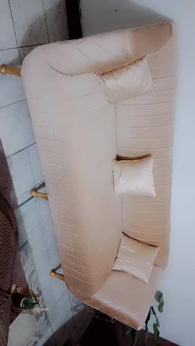 7 seater sofa set in mint condition