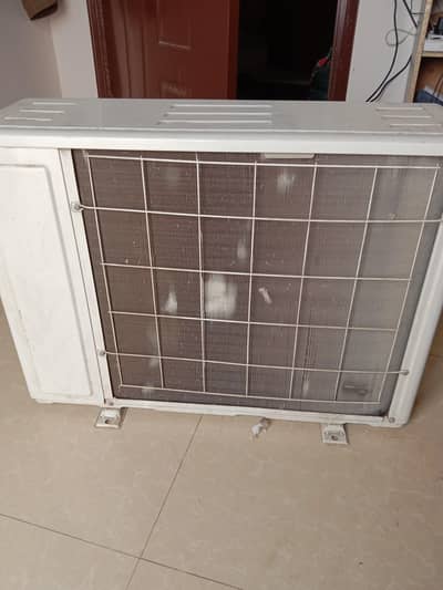 only two year used  best condition 10 / 9 slightly used