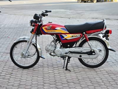 Honda cd70 cc