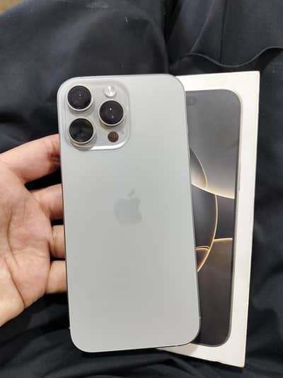 16 pro max non pta natural Titanium