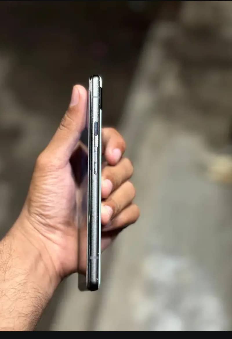 Google pixel 6A 2