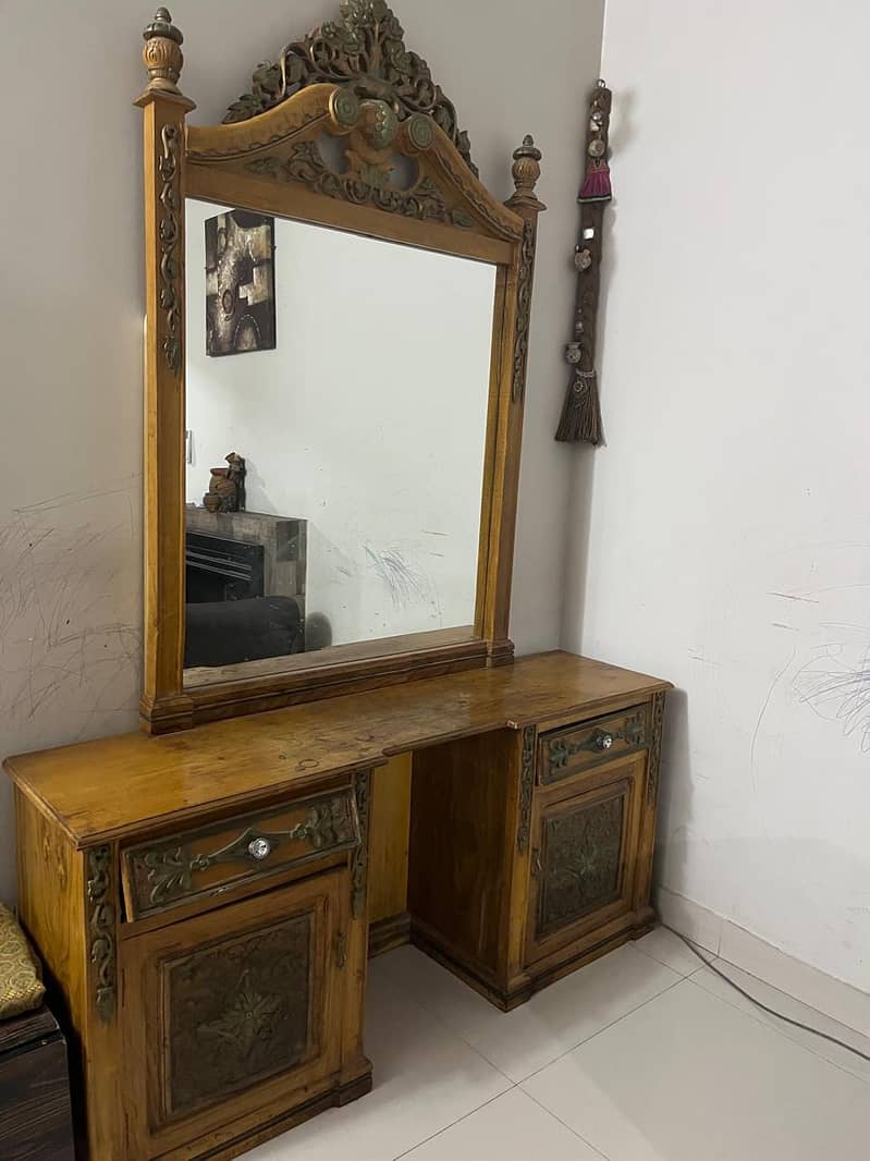 Dressing table 2
