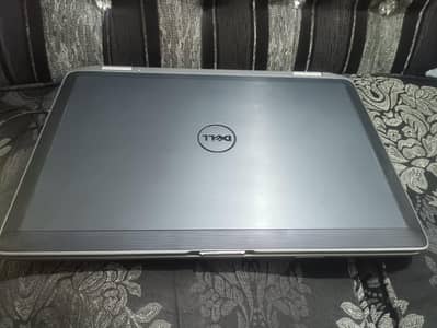 Dell latitude e6420 120 gb SSD Intel core i5 4 gb ram 60hz display