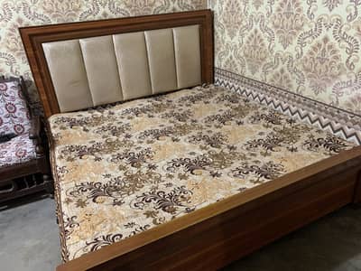 Bed Jumbo Size Slightly Used Good Condition