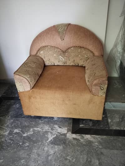 Sofa set  Used but well care