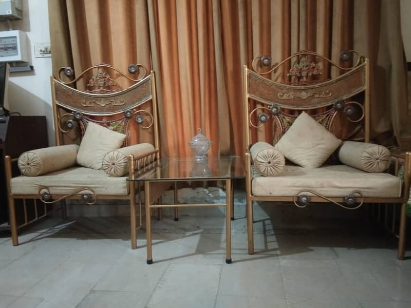 good condition sofa set 0
