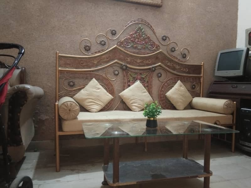 good condition sofa set 1
