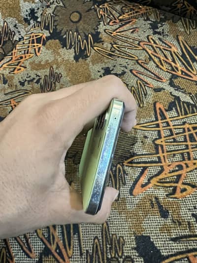 Vivo y100 256 GB color changer phone