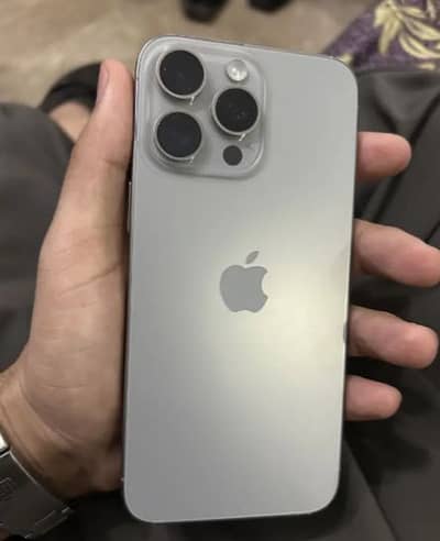 Iphone 15 pro max Natural titanium 512gb